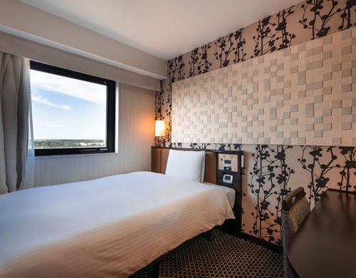 シモンズベッドプレミアムシリーズを採用。