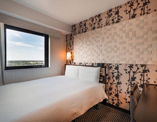 シモンズベッドプレミアムシリーズを採用