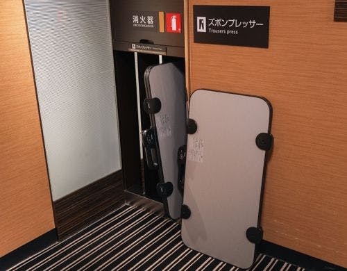 ズボンプレッサー