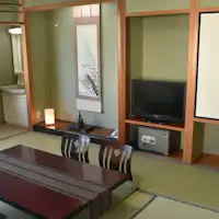ห้องพักสไตล์ญี่ปุ่นขนาด 10 เสื่อ พร้อมวิวทะเล