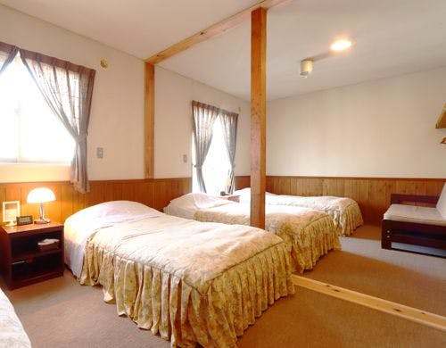 フォースルーム