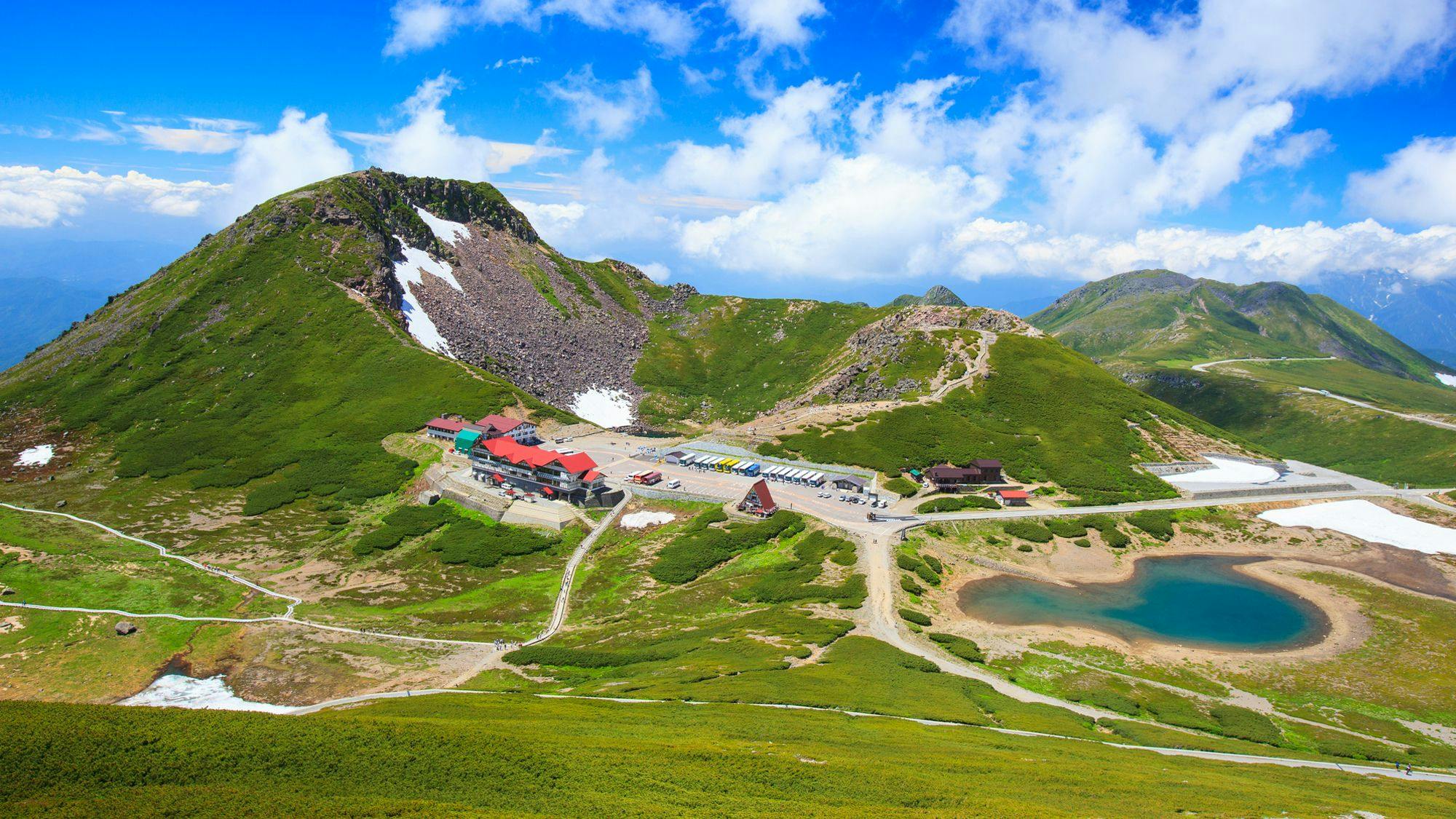 Musim Panas di Norikura Tatamidaira