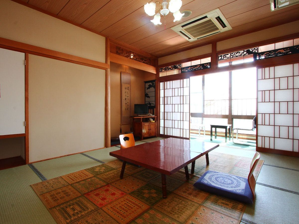 ห้องพักขนาด 10 เสื่อที่สามารถเข้าพักพร้อมสัตว์เลี้ยงได้