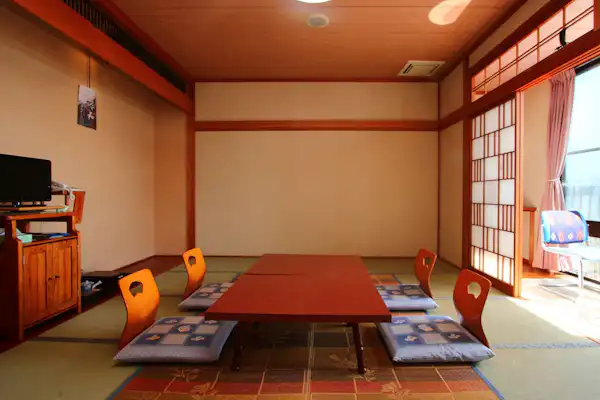 ห้องพักสไตล์ญี่ปุ่น ขนาด 14 เสื่อทาทามิ