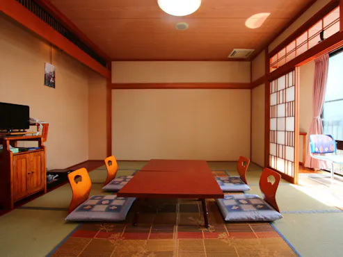 ห้องพักสไตล์ญี่ปุ่น ขนาด 14 เสื่อทาทามิ