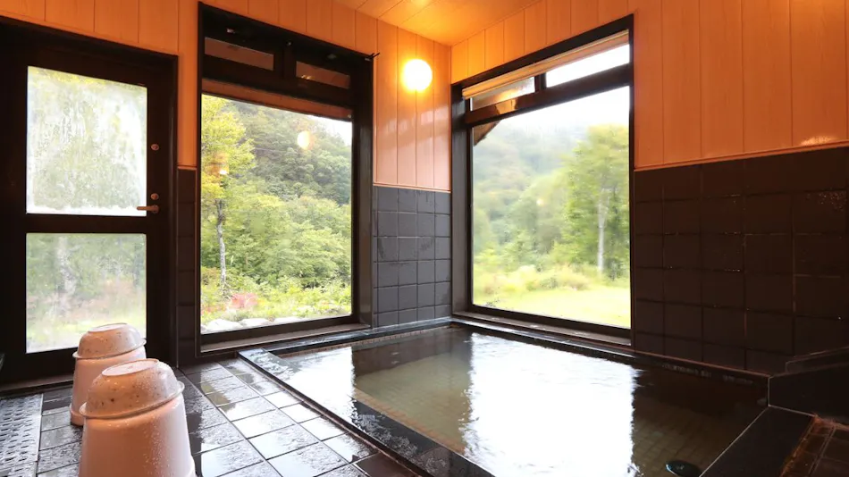 Ginzan-daira Onsen Okutadami Sanso