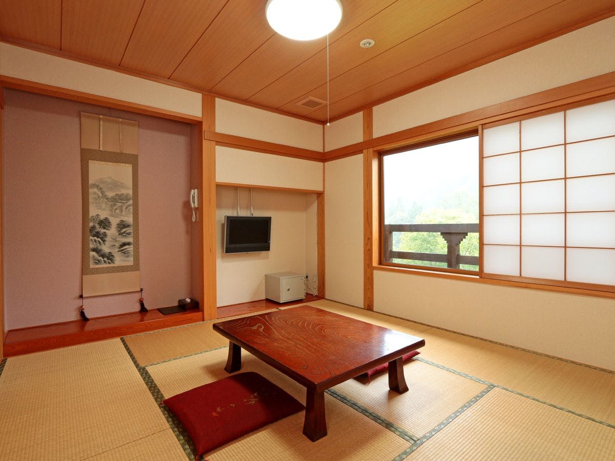 Ginzan-daira Onsen Okutadami Sanso