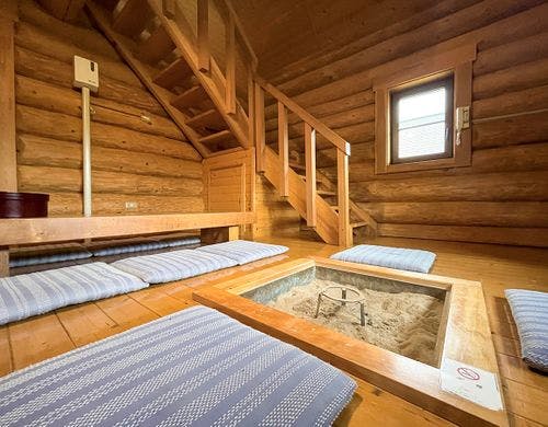 冬は囲炉裏でぽかぽか