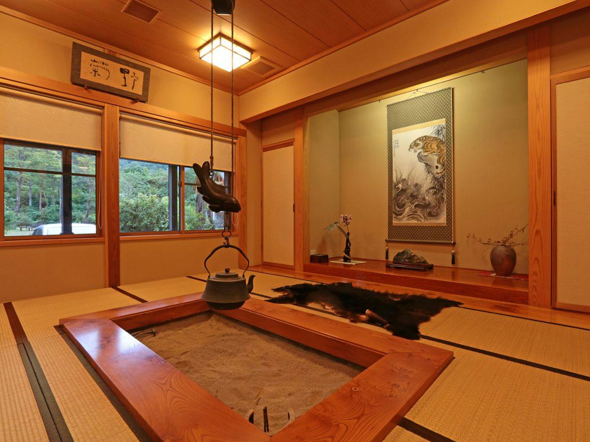 Ginzan-daira Onsen Okutadami Sanso