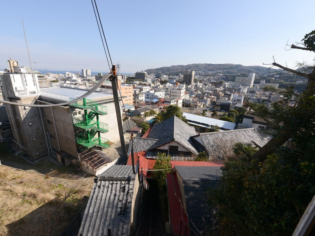 *【รถไฟขึ้นเขา (วิวทิวทัศน์)】*