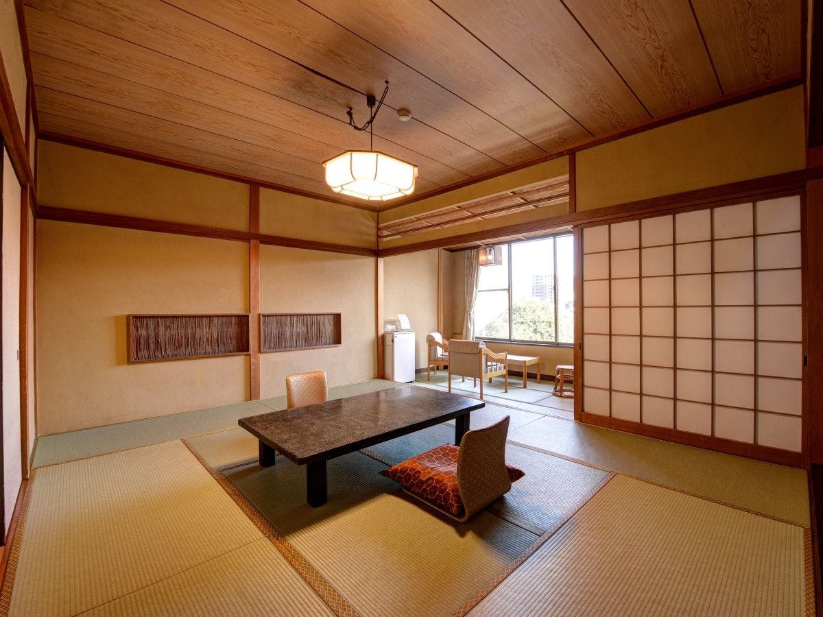*【อาคารหลัก ห้องสไตล์ญี่ปุ่น: Suehiro (10 เสื่อทาทามิ)】