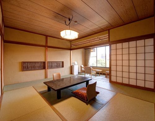 *【本館和室：末広（10畳）】