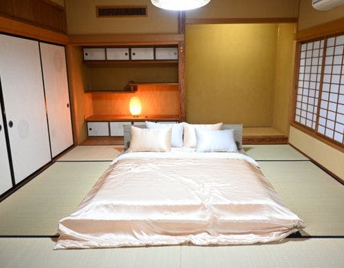 現代のセンスも取り入れた純和室の8畳。