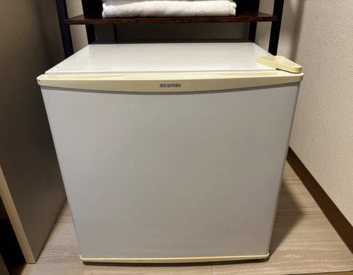 小型冷蔵庫あり。持ち込みドリンクも保管可