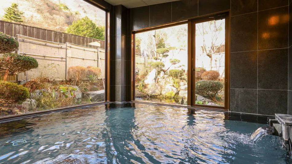 Shoji Mount Hotel