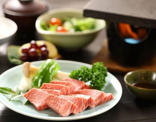 『甲州牛の溶岩焼き定食』※別料金