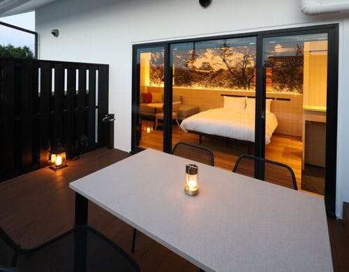 テラス付ダブルルーム（21平米）