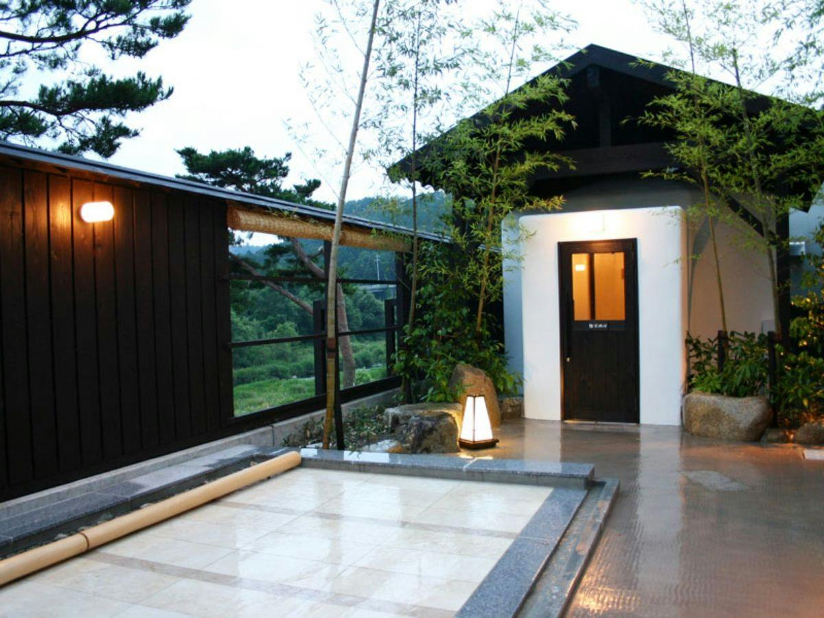 Eigenji Onsen Happu no Yu