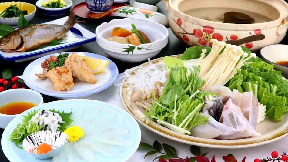Heartwarming Cuisine Accommodation in Ise-Shima: Hirooka-so