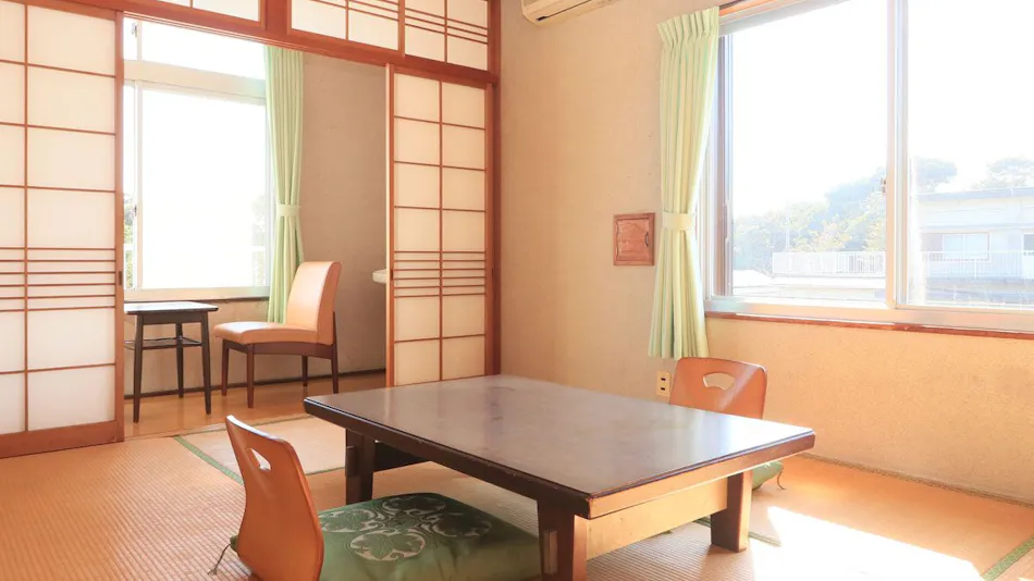 Heartwarming Cuisine Accommodation in Ise-Shima: Hirooka-so