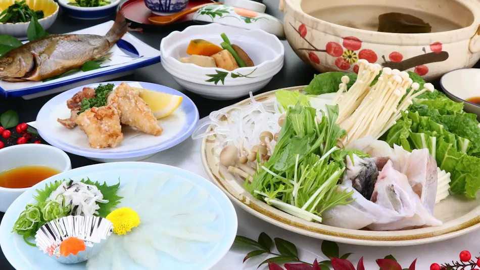 Heartwarming Cuisine Accommodation in Ise-Shima: Hirooka-so