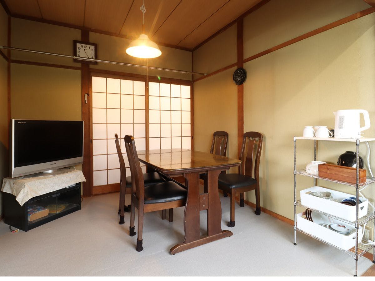 Isshakuya Beach House