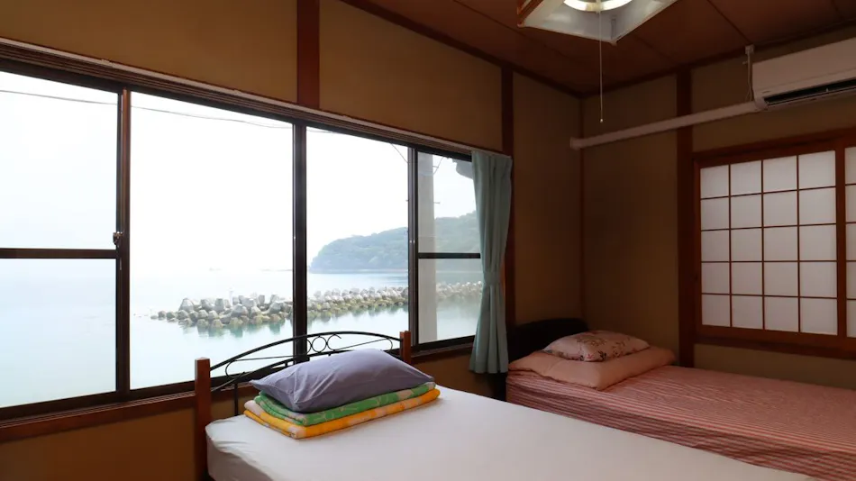 Isshakuya Beach House