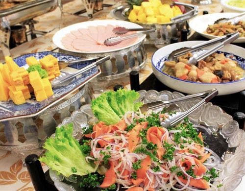 朝食バイキング