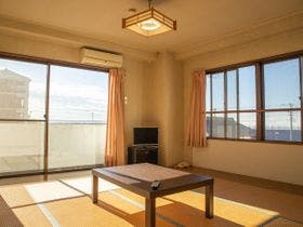 ニュー山中荘