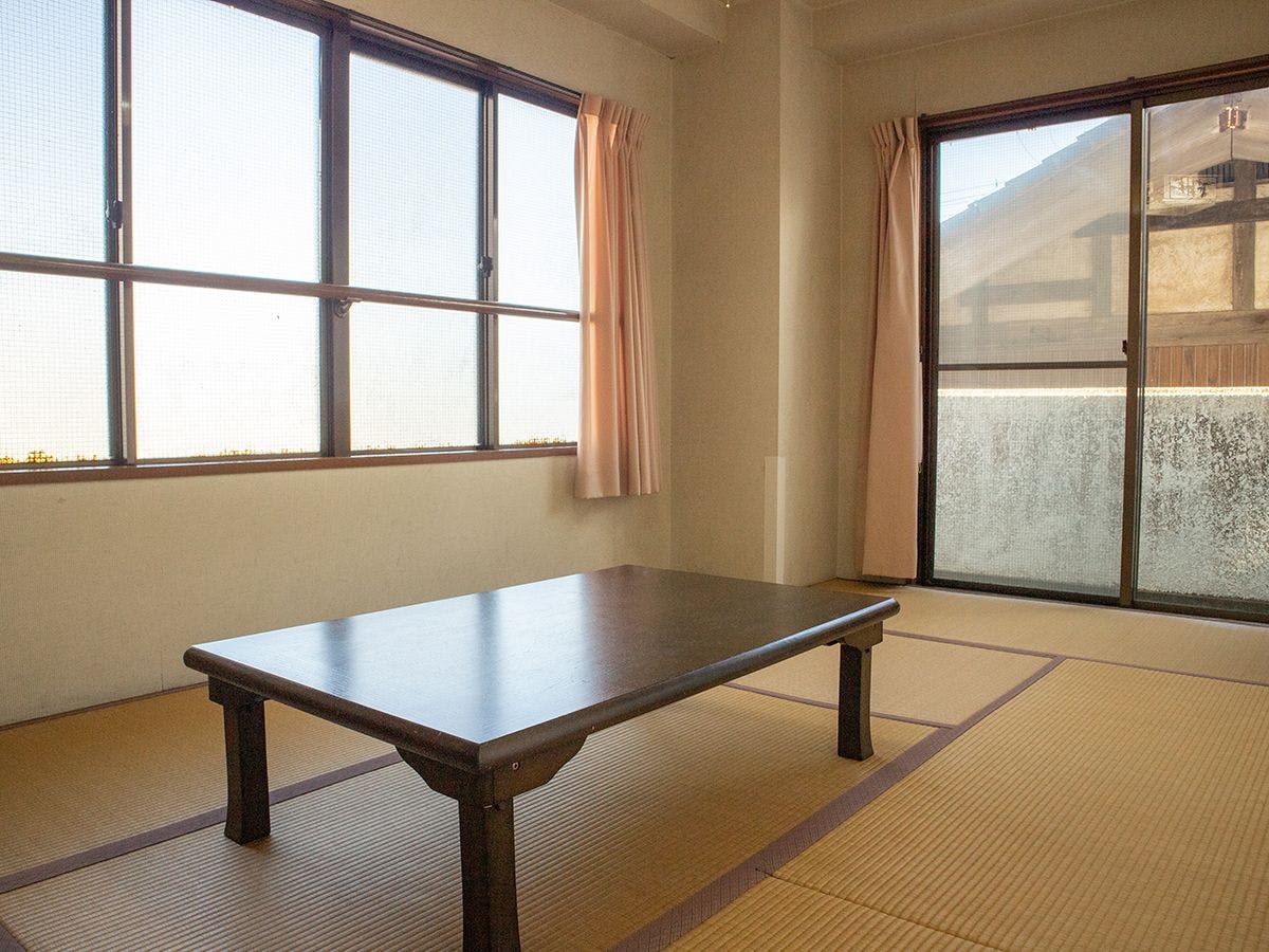 *【ห้องสไตล์ญี่ปุ่น/ชั้น 2 อาคารหลัก/ไม่มีห้องน้ำ】