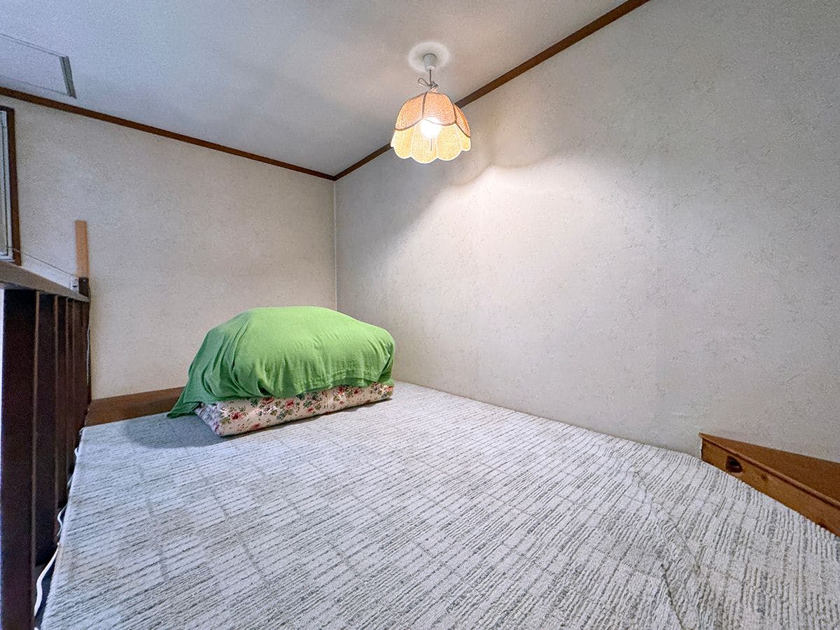 Pensione Lantern Lirun