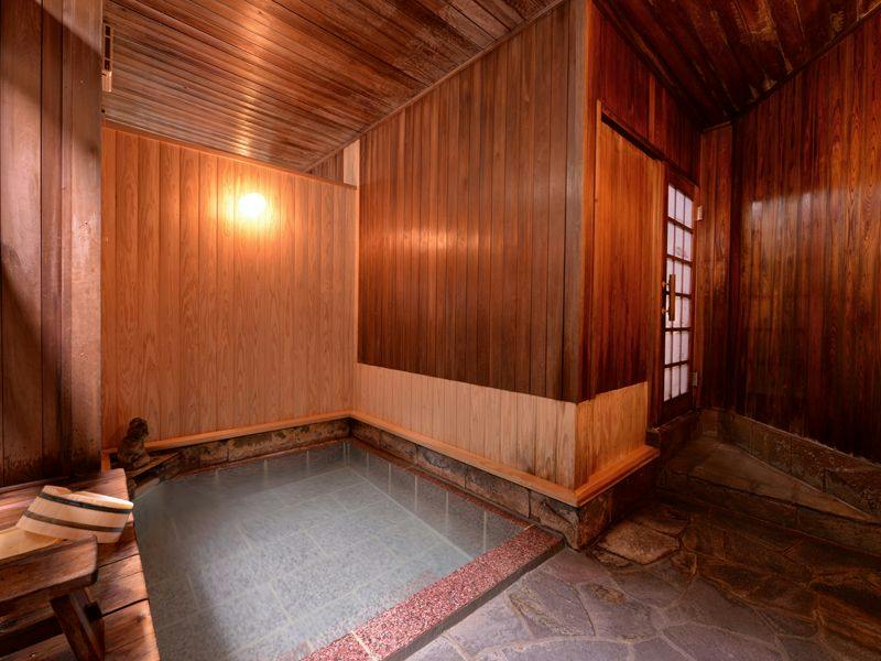 Kusatsu Onsen Gensen Dainichi-no-Yu Gokurakukan