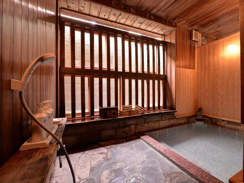 Kusatsu Onsen Gensen Dainichi-no-Yu Gokurakukan