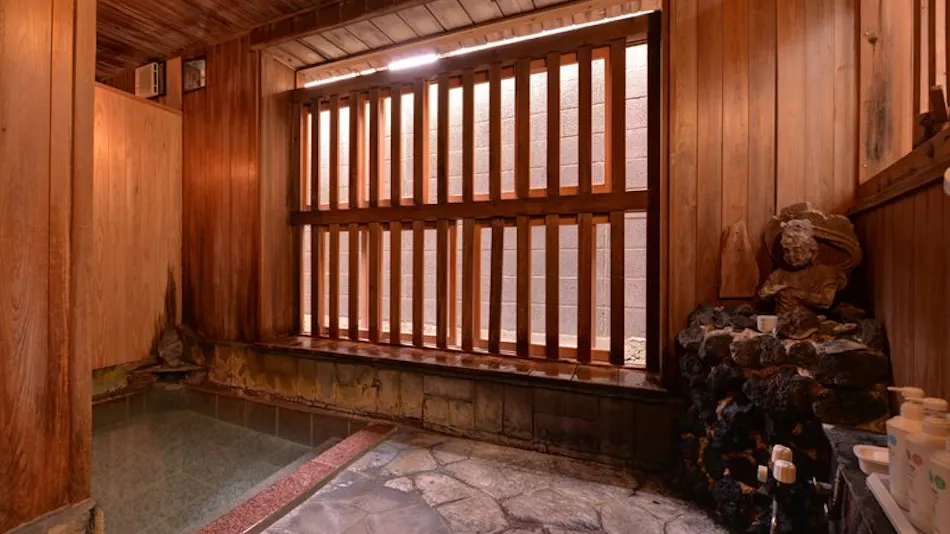 Kusatsu Onsen Gensen Dainichi-no-Yu Gokurakukan