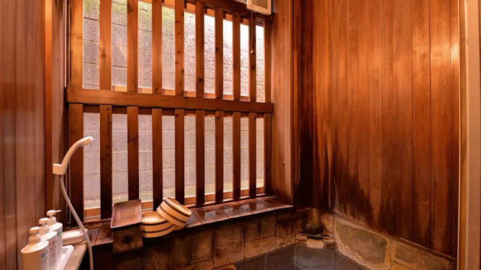 Kusatsu Onsen Gensen Dainichi-no-Yu Gokurakukan