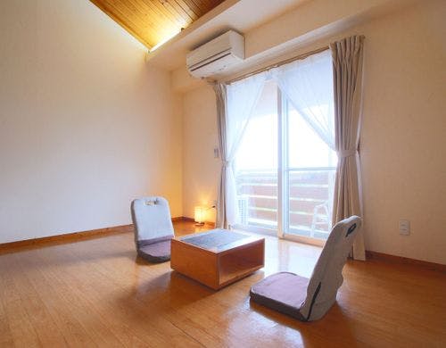 お布団を敷いてお休みいただけます