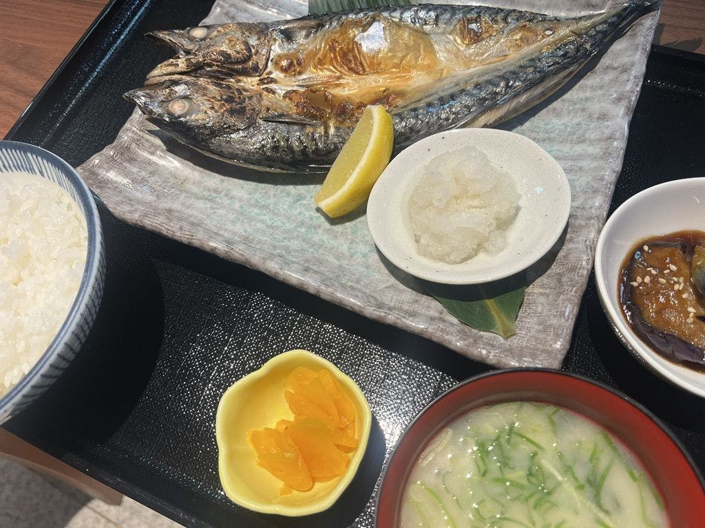 ชุดอาหารปลาย่าง