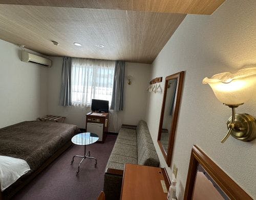 禁煙ダブル＋Sベッド