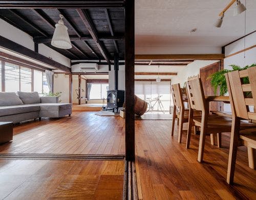 リビングダイニング