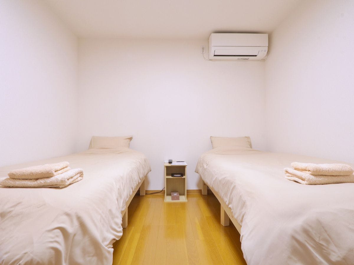 Shimaya Guesthouse