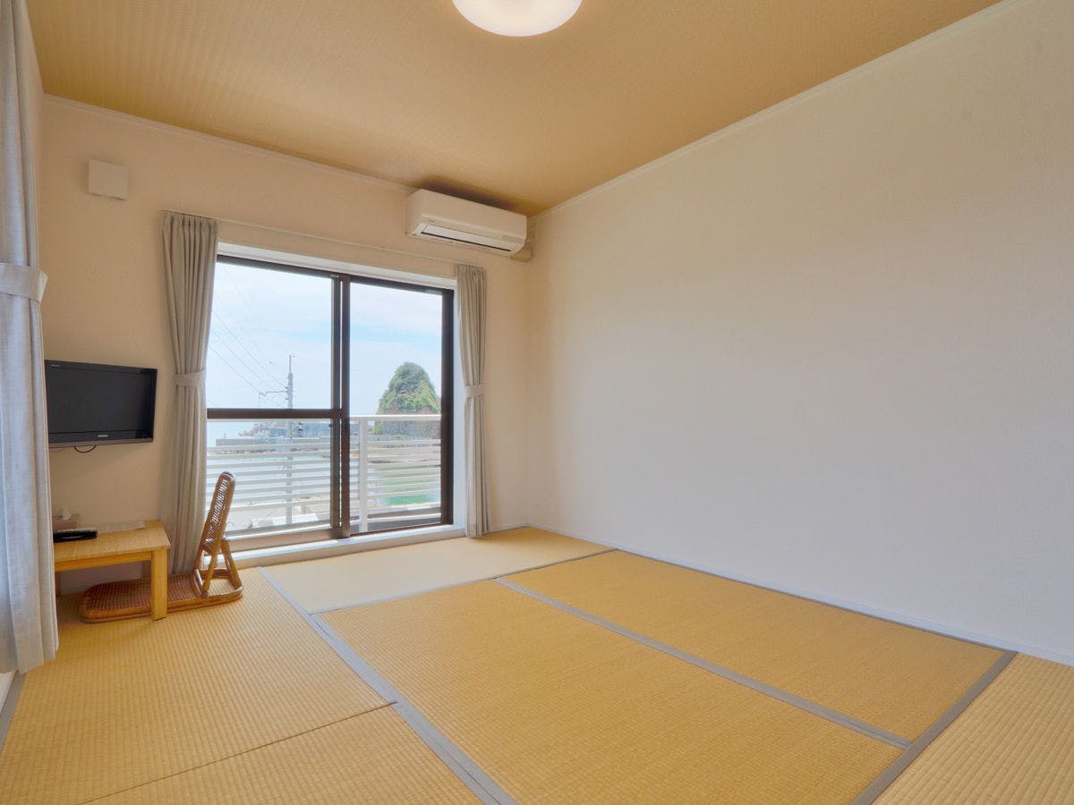 Shimaya Guesthouse