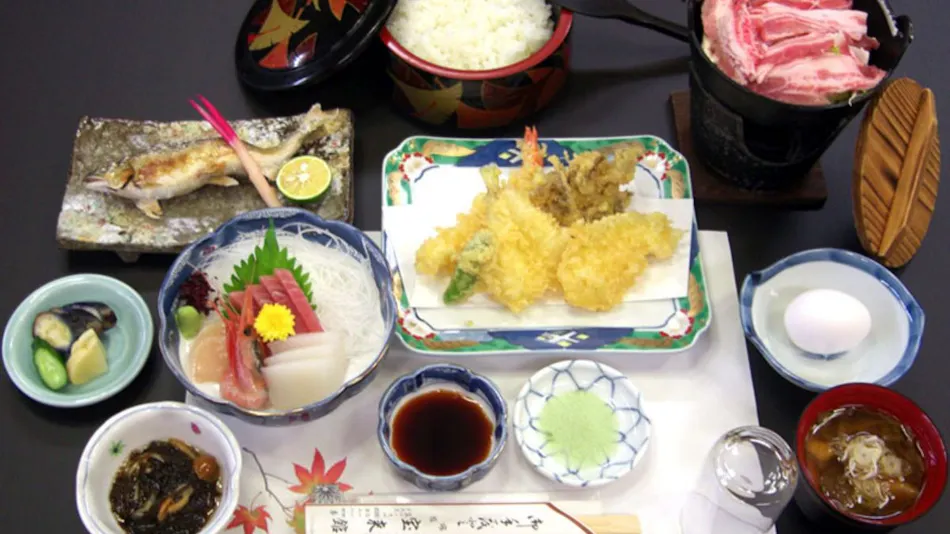 Dewa-no-Yu Horai-kan