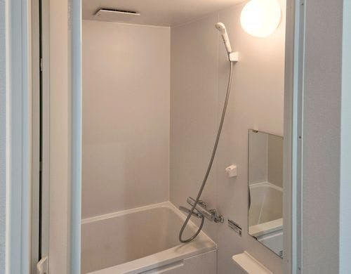 ・【バスルーム】使い勝手のよい洗い場付き