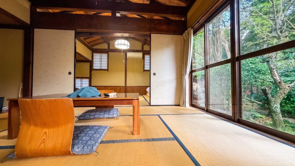 Ena Hanare Accommodation