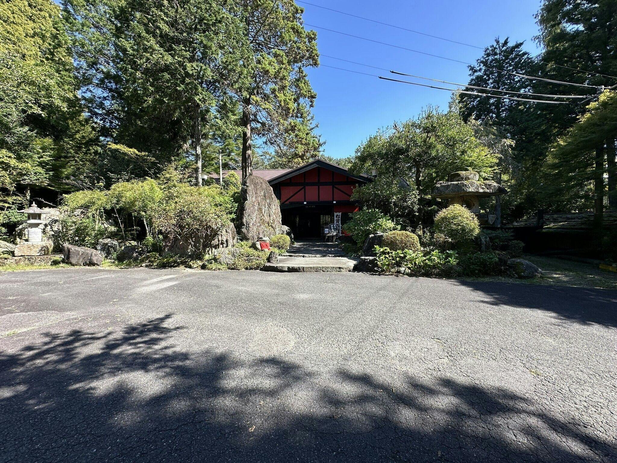 Ena Hanare Accommodation