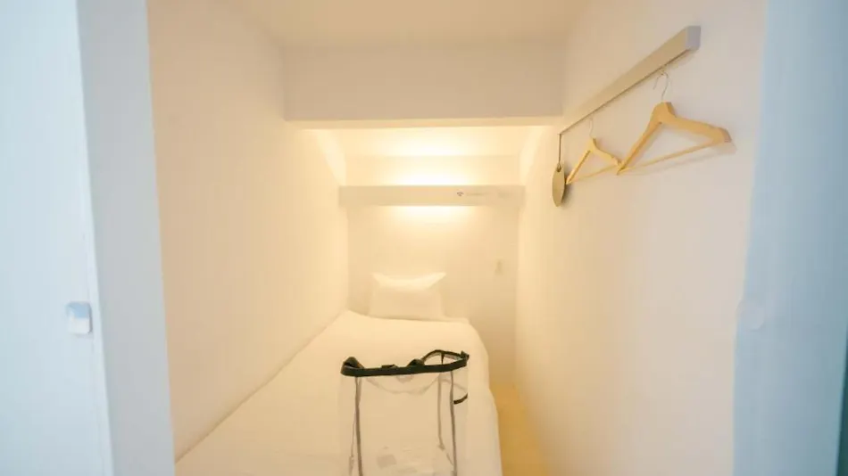 TRANSIT HOSTEL
