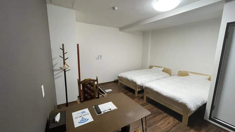 GOOD OLD HOTEL