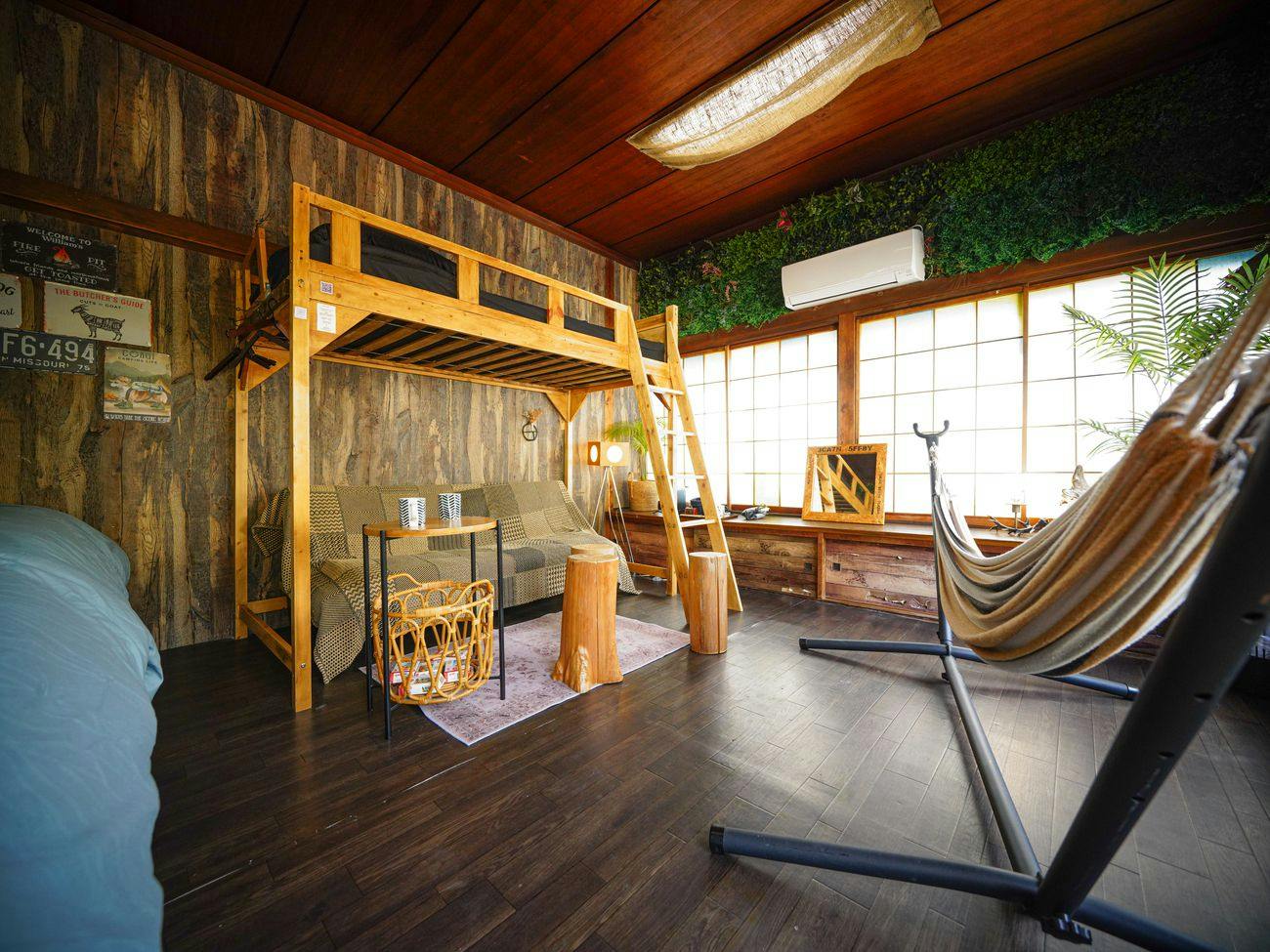 Wanderlust Inn