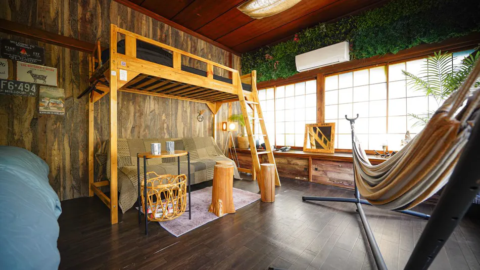 Wanderlust Inn
