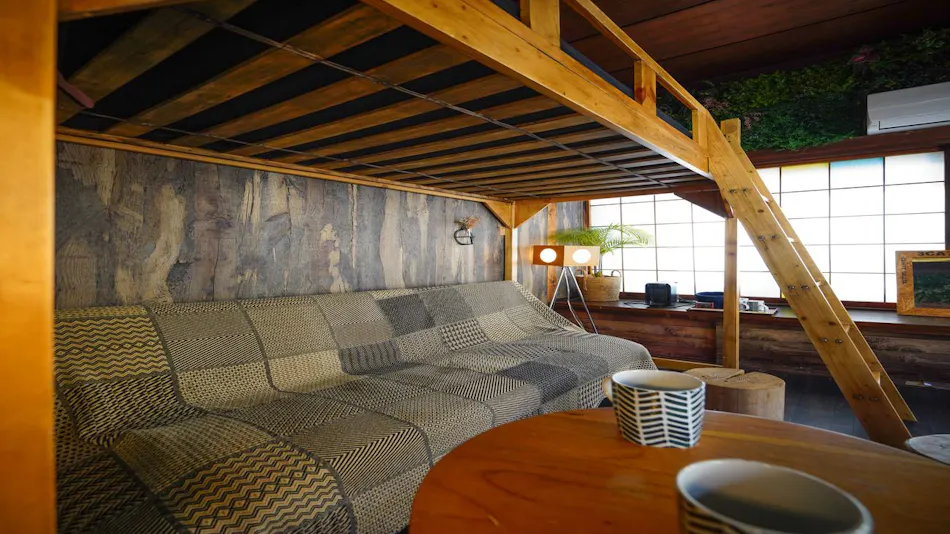 Wanderlust Inn